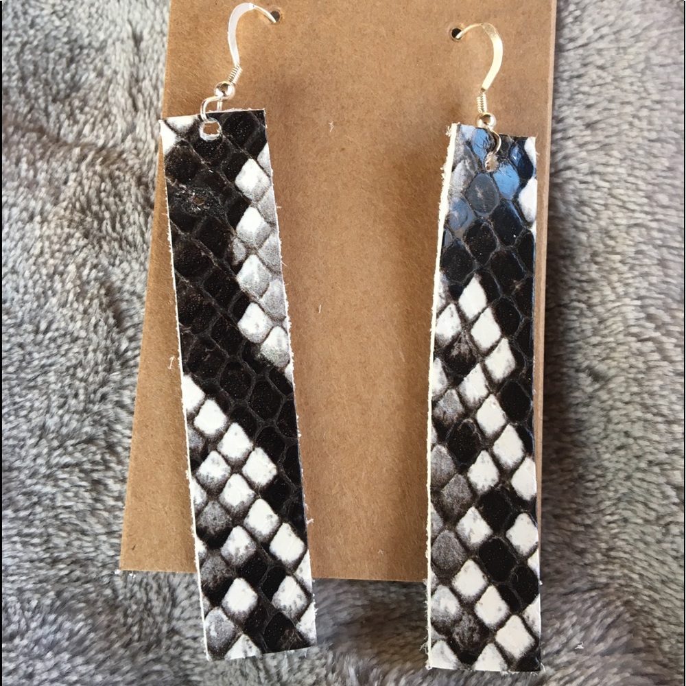 Sterling and Leather snake print earrings nwot